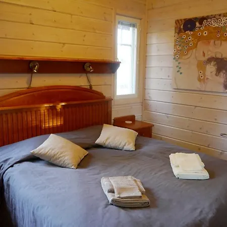 Otsopirtti: Maria And Otso Kolinkylä