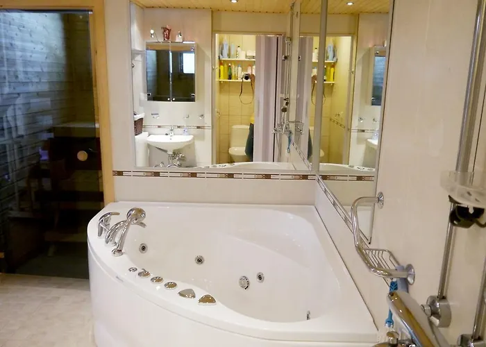 Otsopirtti: Maria And Otso Kolinkylä